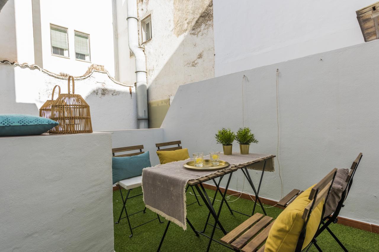 Genteel Home Trinidad Grund Malaga Exterior photo